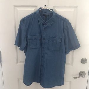 Banana Republic Chambray Short Sleeve Button Up